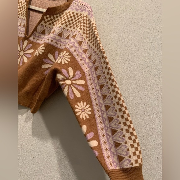 Altar’d State Retro Floral Crop Sweater - Picture 4 of 5